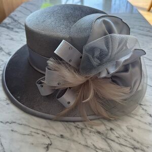 NWT Silver Hat with Beautiful Bow & Feathers, Adjustable